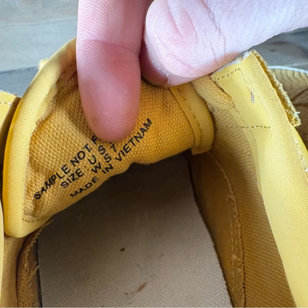 vans old skool womens size 7 shoes yellow snakeskin platform athletic sneakers
